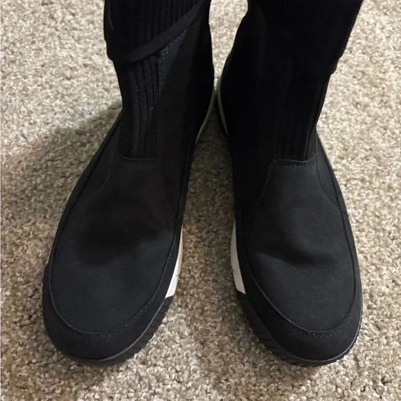 The North Face Black Sierra Knit Boots - Picture 7 of 8